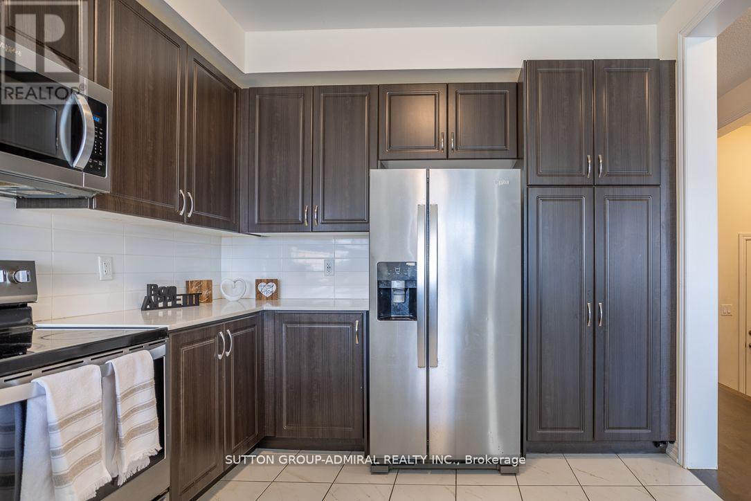 2207 Lozenby Street, Innisfil, Ontario  L9S 0M9 - Photo 7 - N12340436