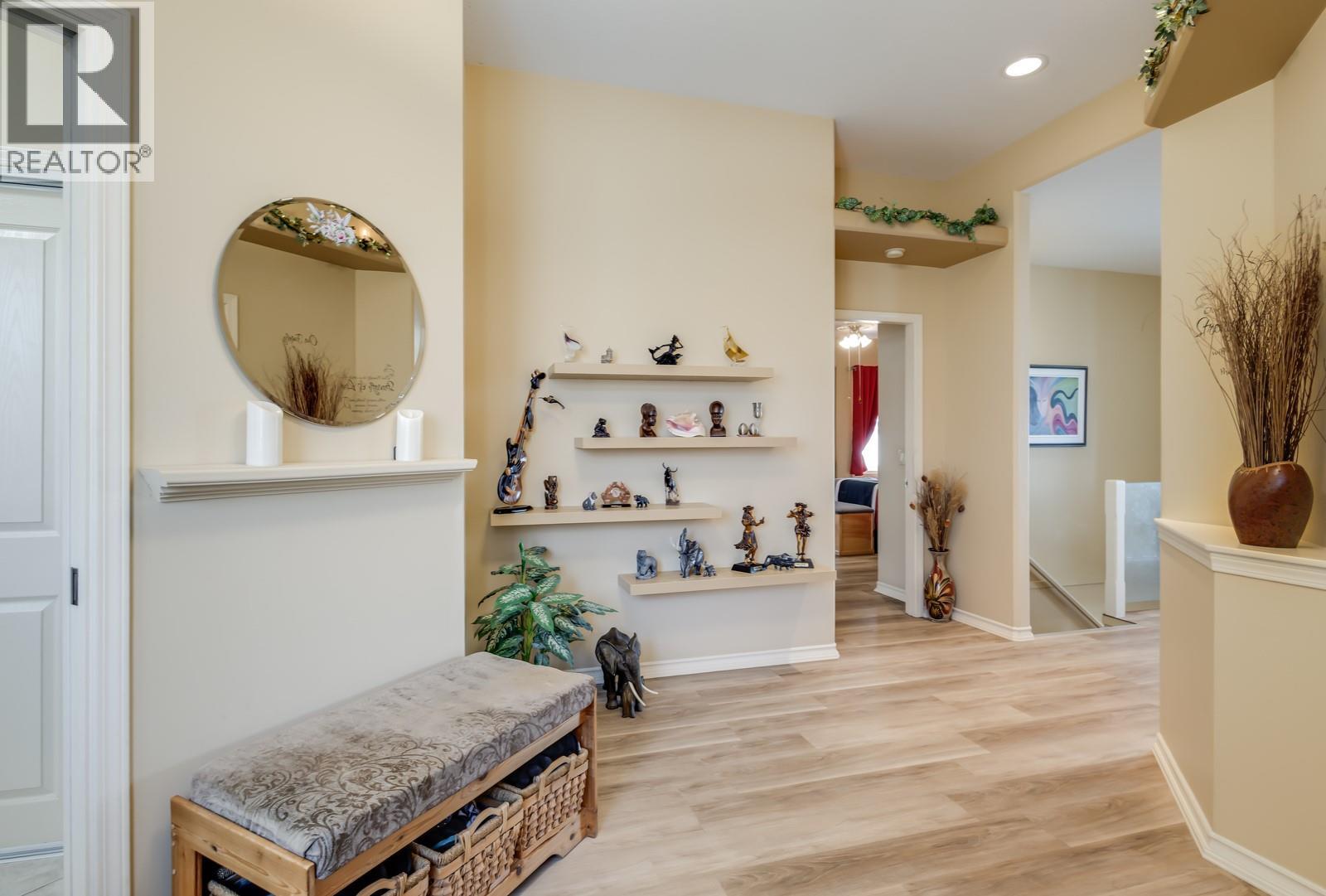 Property at 5046 South Ridge Drive image 2