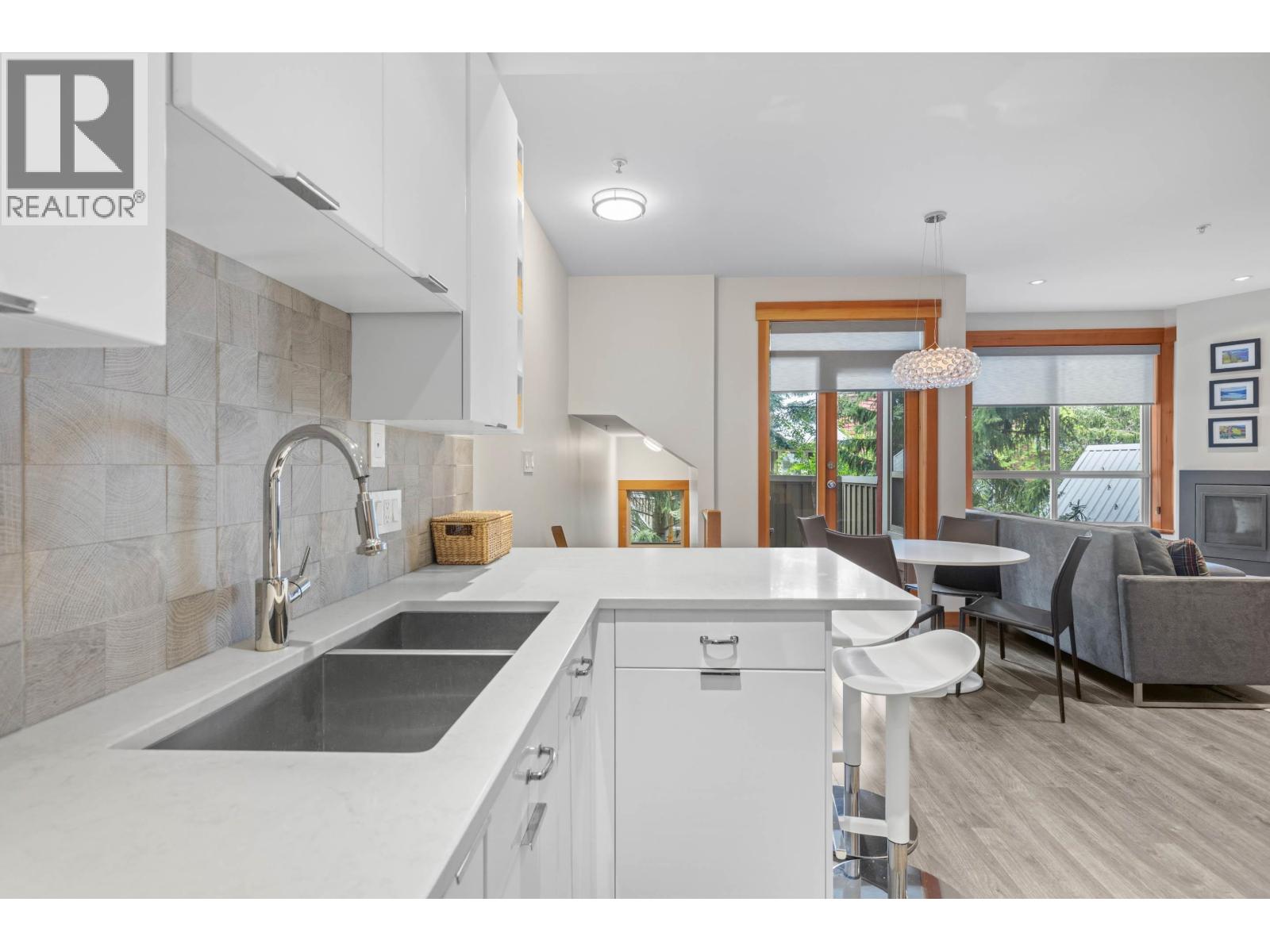 29 4385 Northlands Boulevard, Whistler, British Columbia  V8E 1C5 - Photo 10 - R3035360
