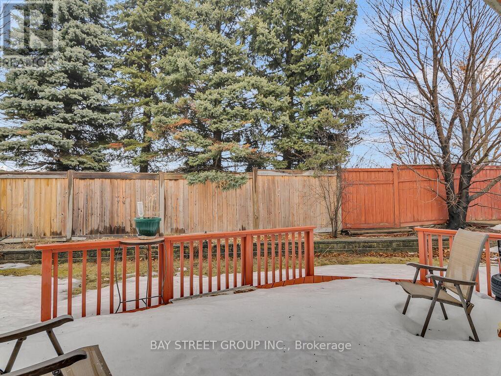 97 Quail Feather Crescent, Brampton (Sandringham-Wellington), Ontario  L6R 1S1 - Photo 32 - W12340395