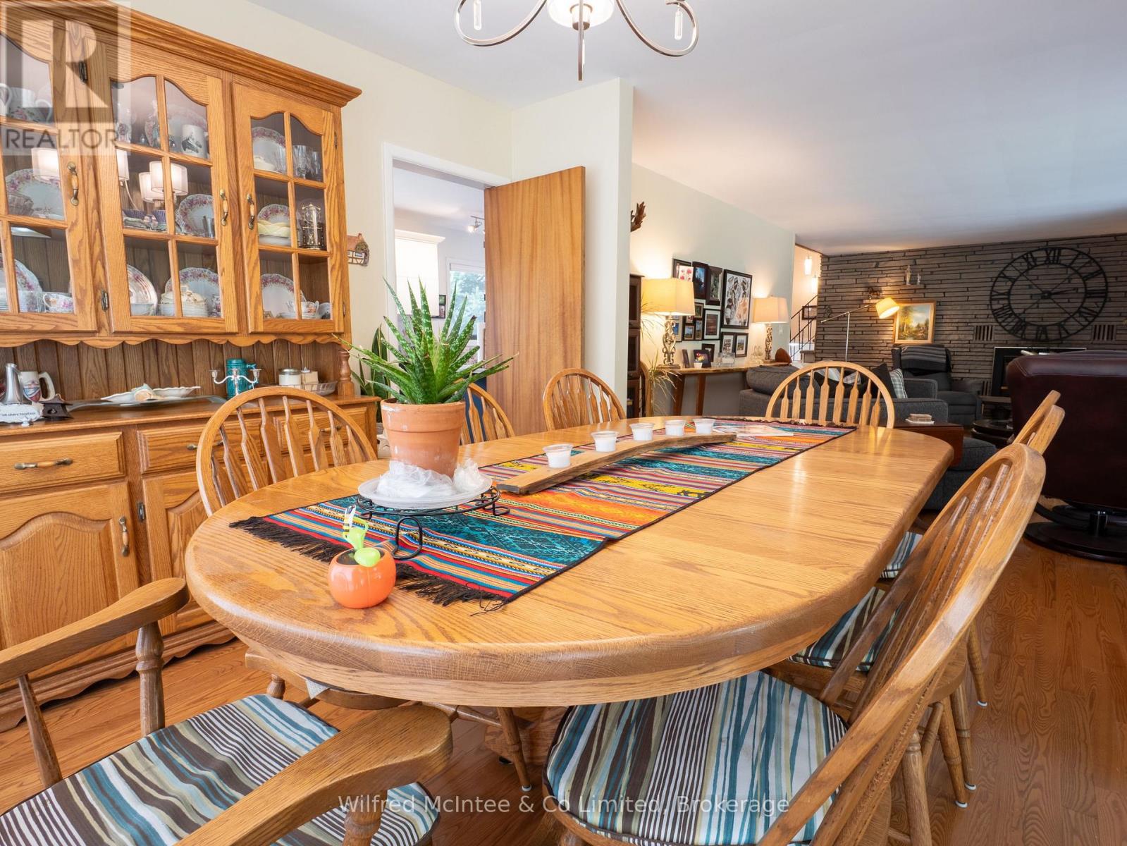 294 2nd Street, Hanover, Ontario  N4N 1A5 - Photo 12 - X12338566