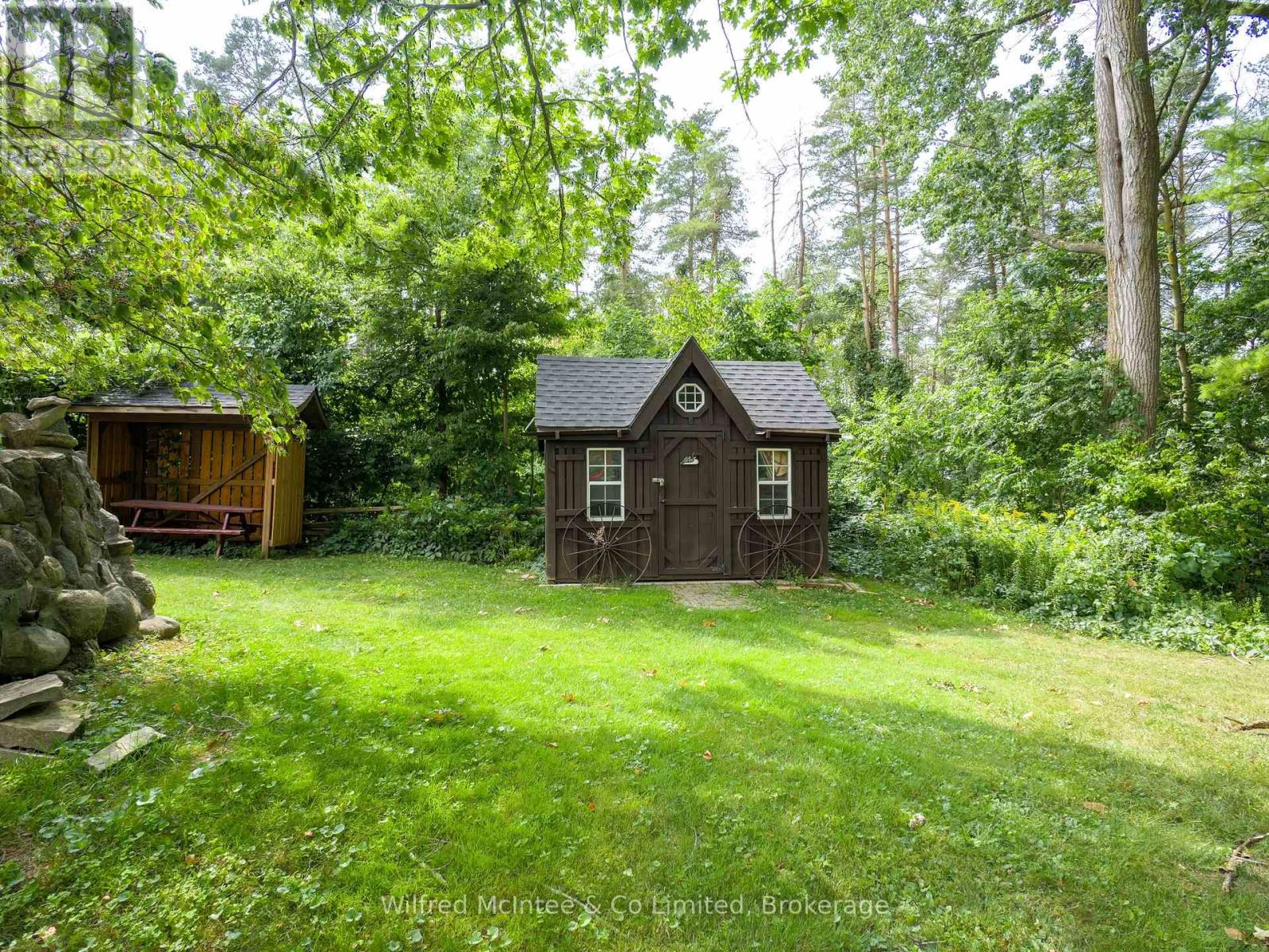 294 2nd Street, Hanover, Ontario  N4N 1A5 - Photo 42 - X12338566