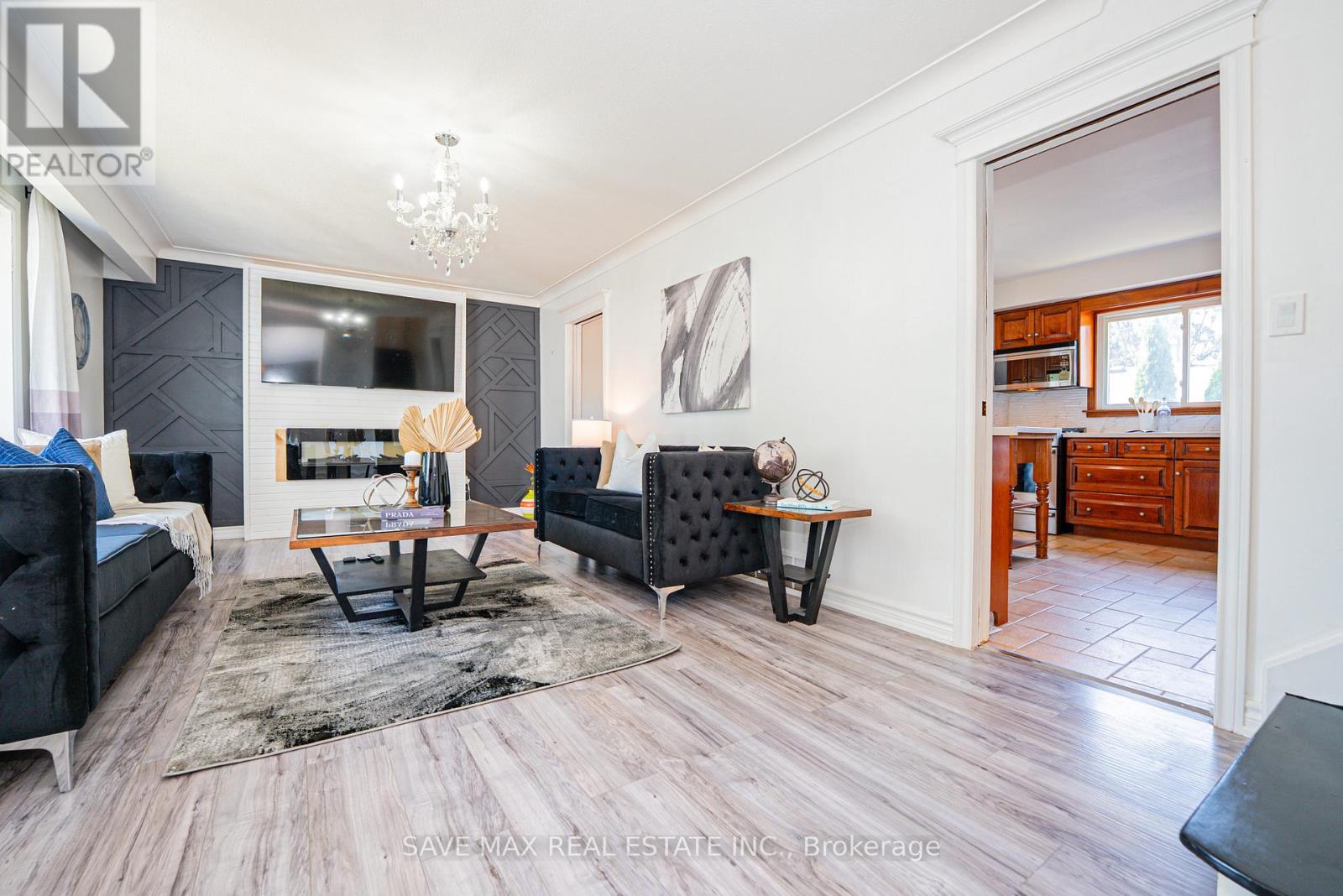6307 Carolyn Avenue, Niagara Falls, Ontario  L2E 5H6 - Photo 6 - X12340370