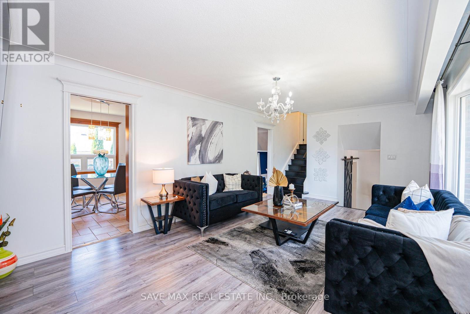 6307 Carolyn Avenue, Niagara Falls, Ontario  L2E 5H6 - Photo 8 - X12340370