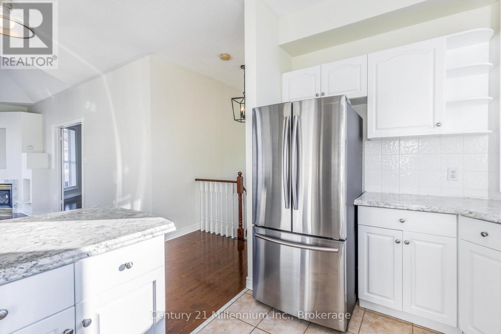 15 Cranberry Quay, Collingwood, Ontario  L9Y 5C2 - Photo 4 - S12340455