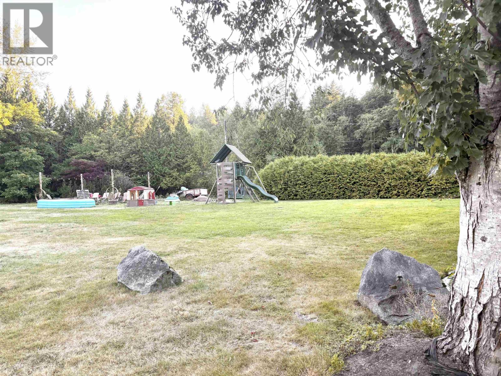 Property at 15227 SHERIDAN DRIVE image 2