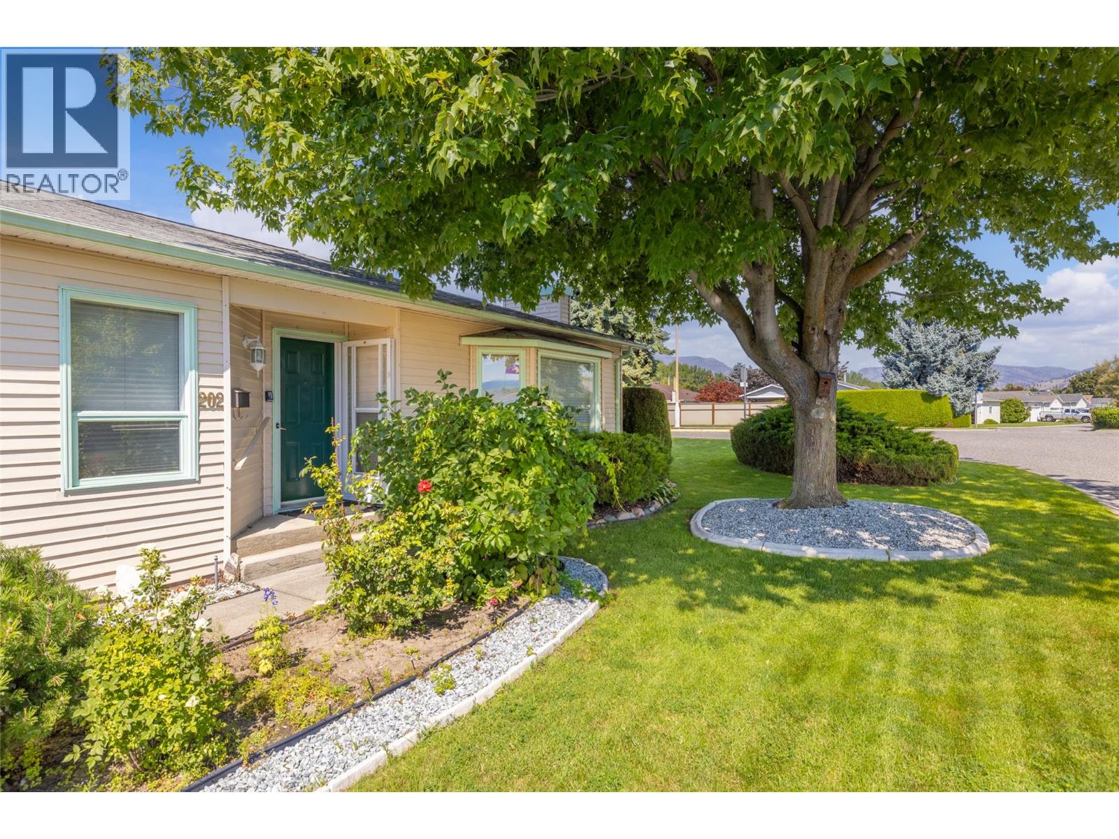 Property at 1255 Raymer Avenue Unit# 202 image 3