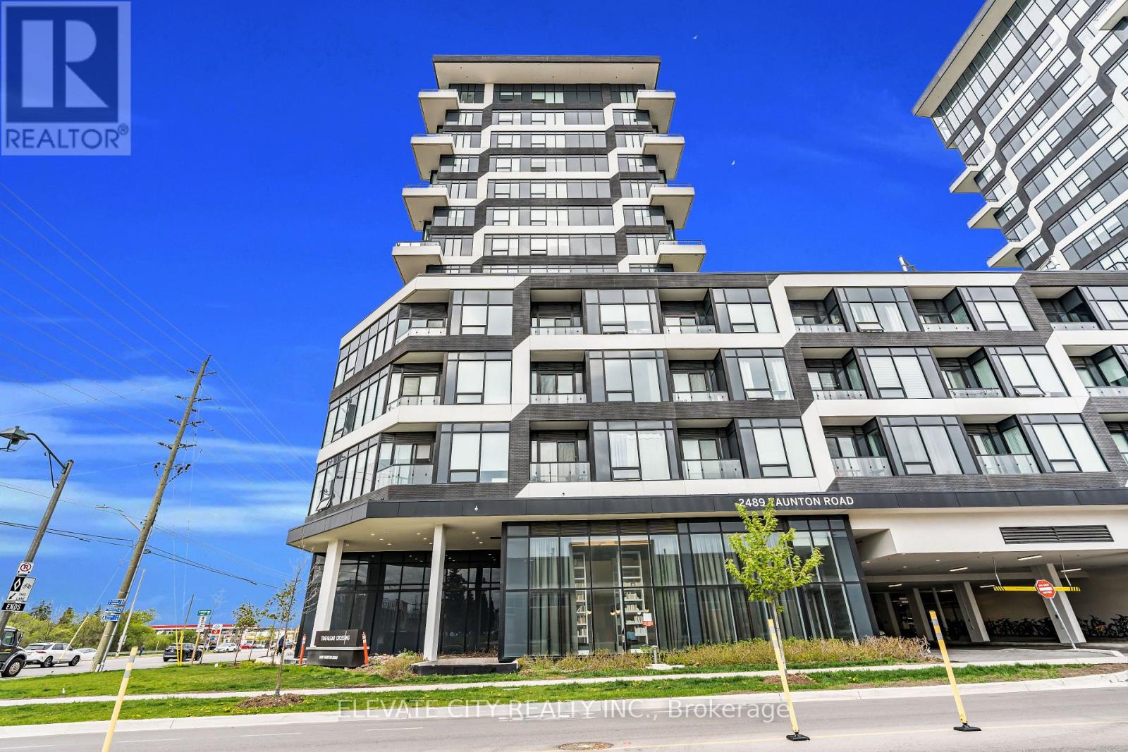 219 - 2489 Taunton Road, Oakville, Ontario  L6H 3R9 - Photo 1 - W12329403