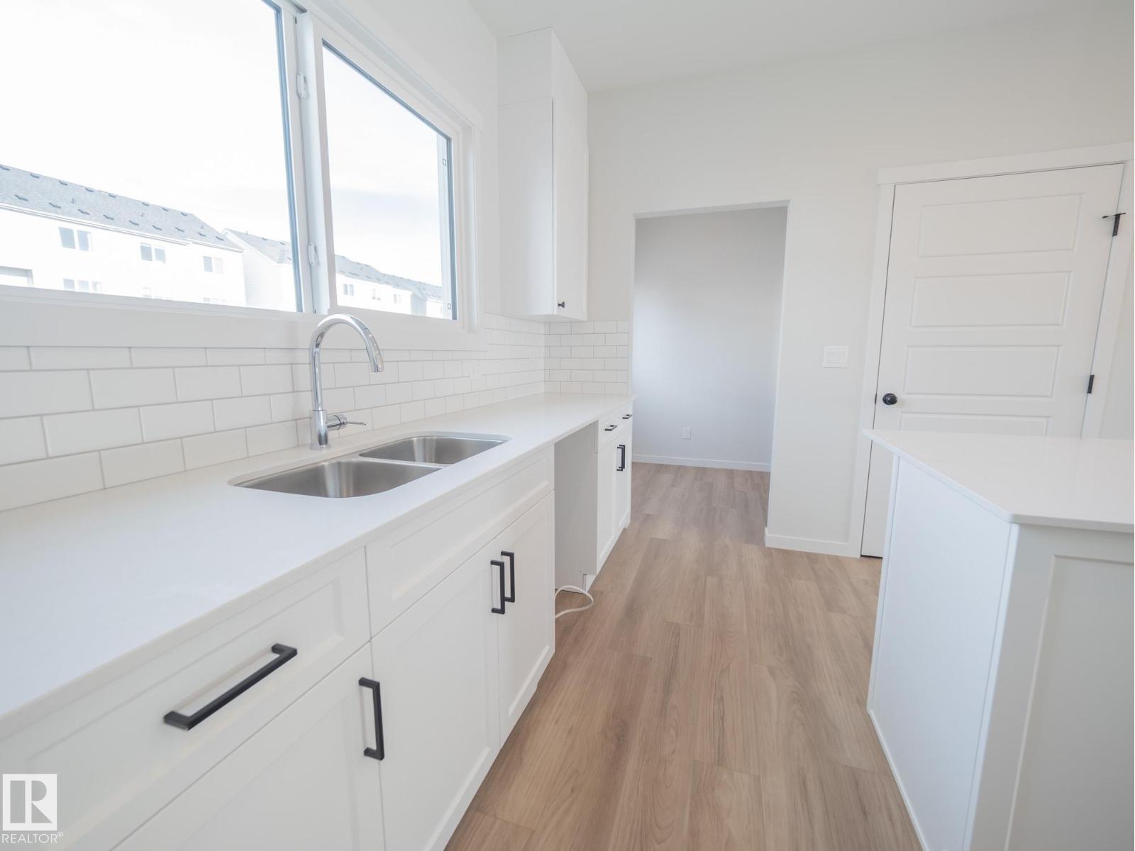 1332 14 Av Nw, Edmonton, Alberta  T6T 2W1 - Photo 12 - E4427989