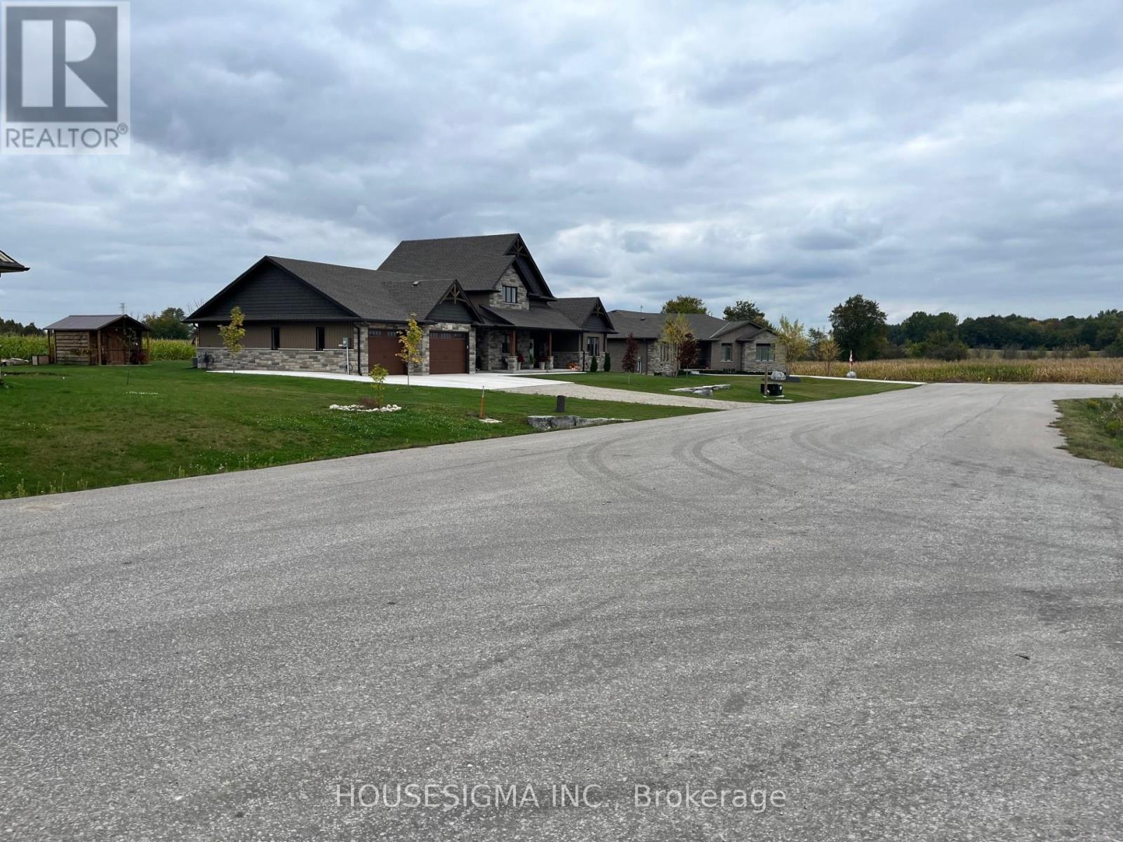 2 James Street, Strathroy-Caradoc, Ontario  N0L 1T0 - Photo 8 - X12340515