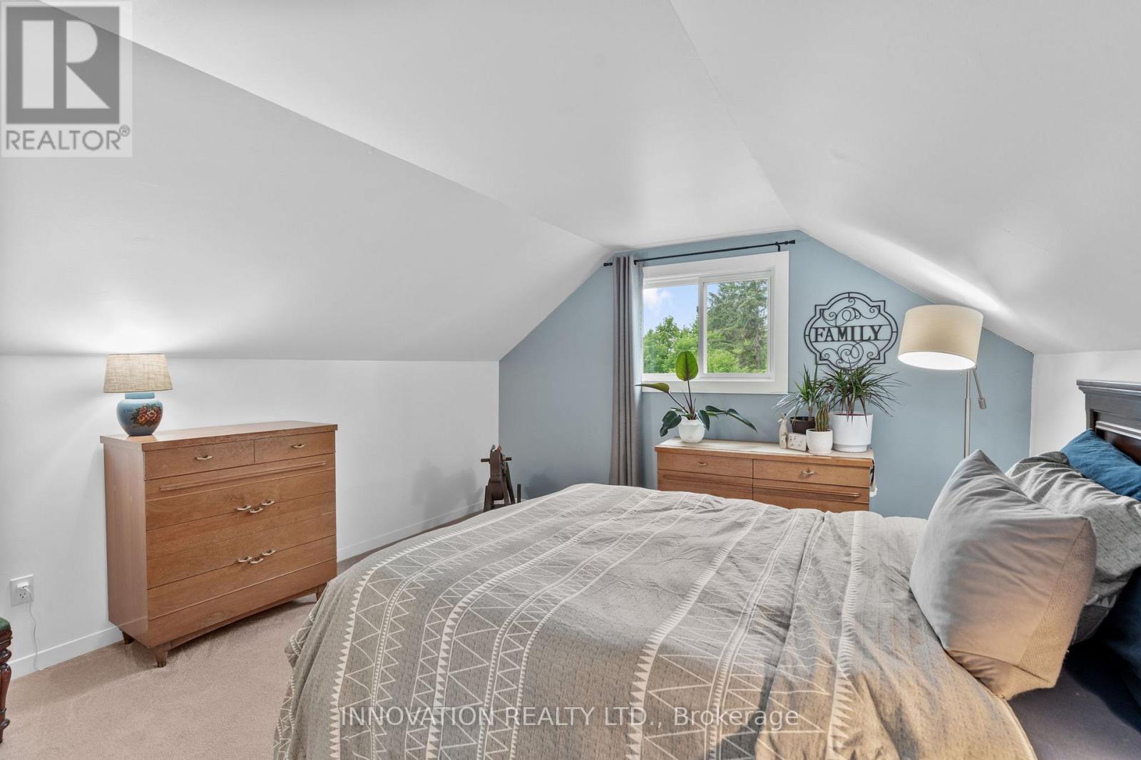 1424 Notre Dame Street, Russell, Ontario  K0A 1W0 - Photo 26 - X12340578