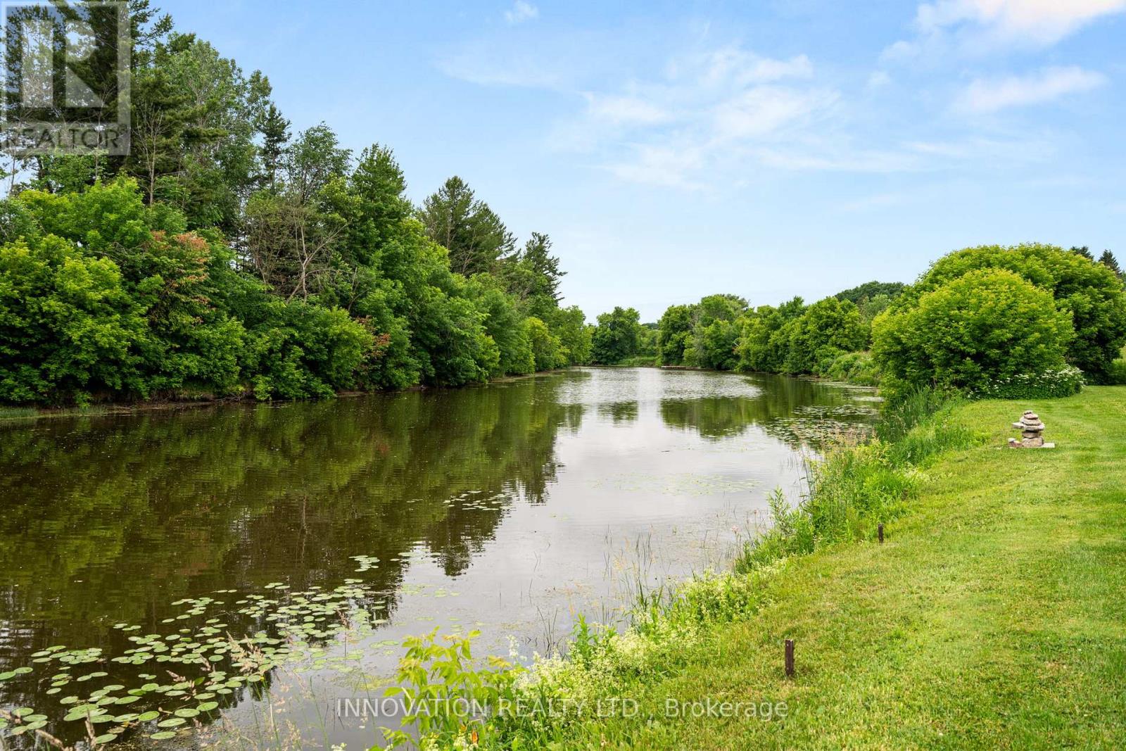 1424 Notre Dame Street, Russell, Ontario  K0A 1W0 - Photo 37 - X12340578