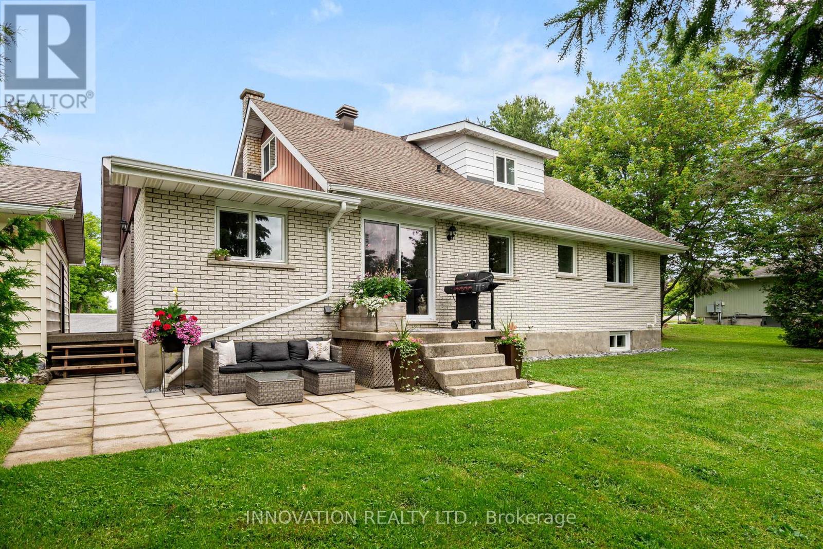 1424 Notre Dame Street, Russell, Ontario  K0A 1W0 - Photo 41 - X12340578