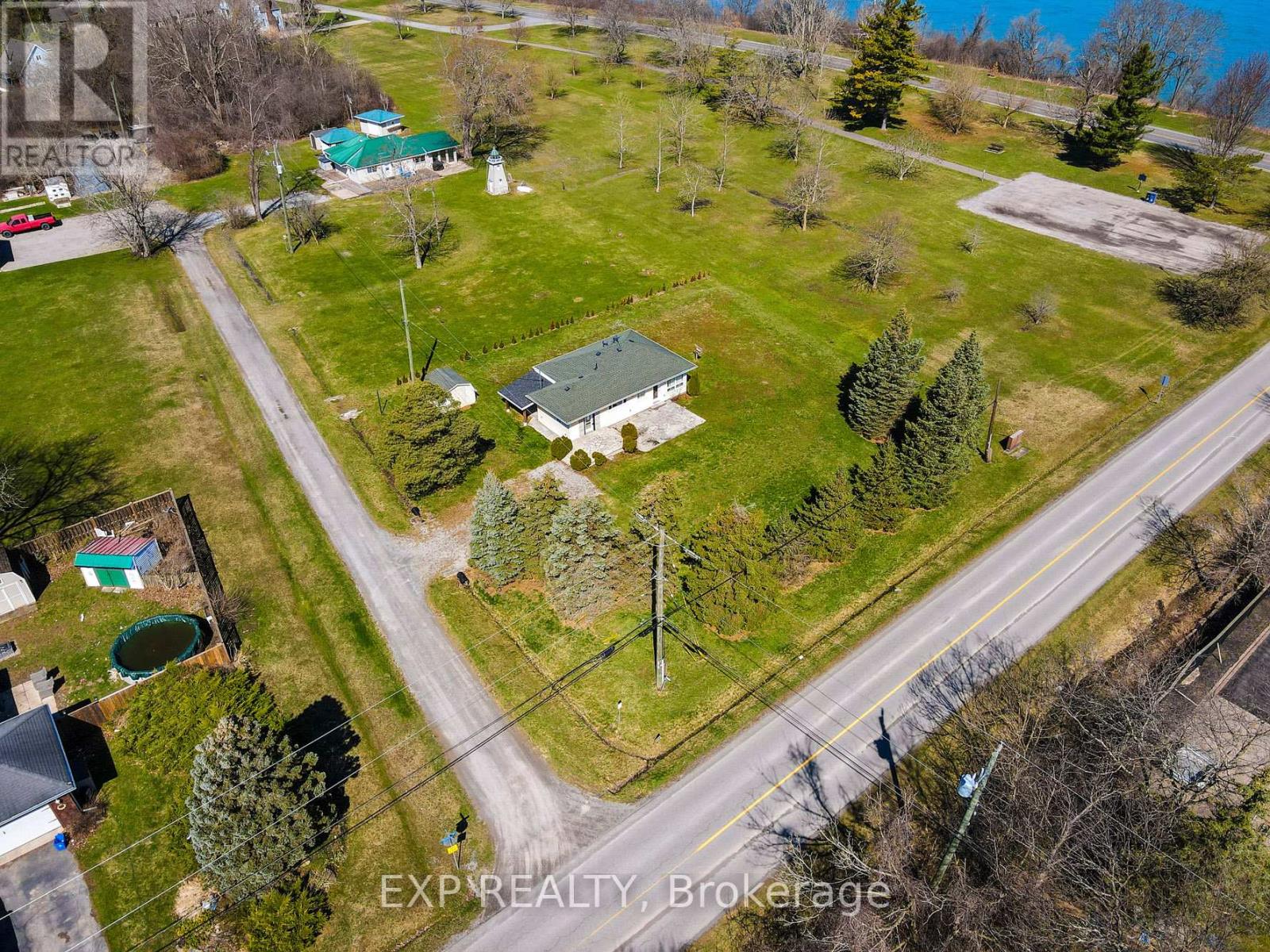 2651 Mcaffee Street, Fort Erie, Ontario  L2A 5M4 - Photo 1 - X12340514