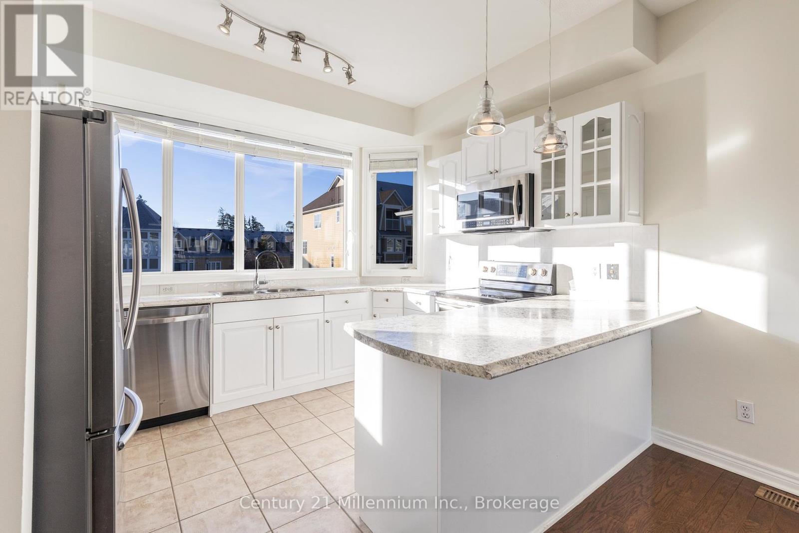 Third picture of 15 CRANBERRY QUAY