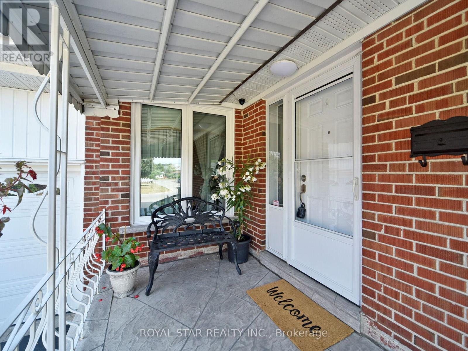 Property at 25 DIANA DRIVE image 3