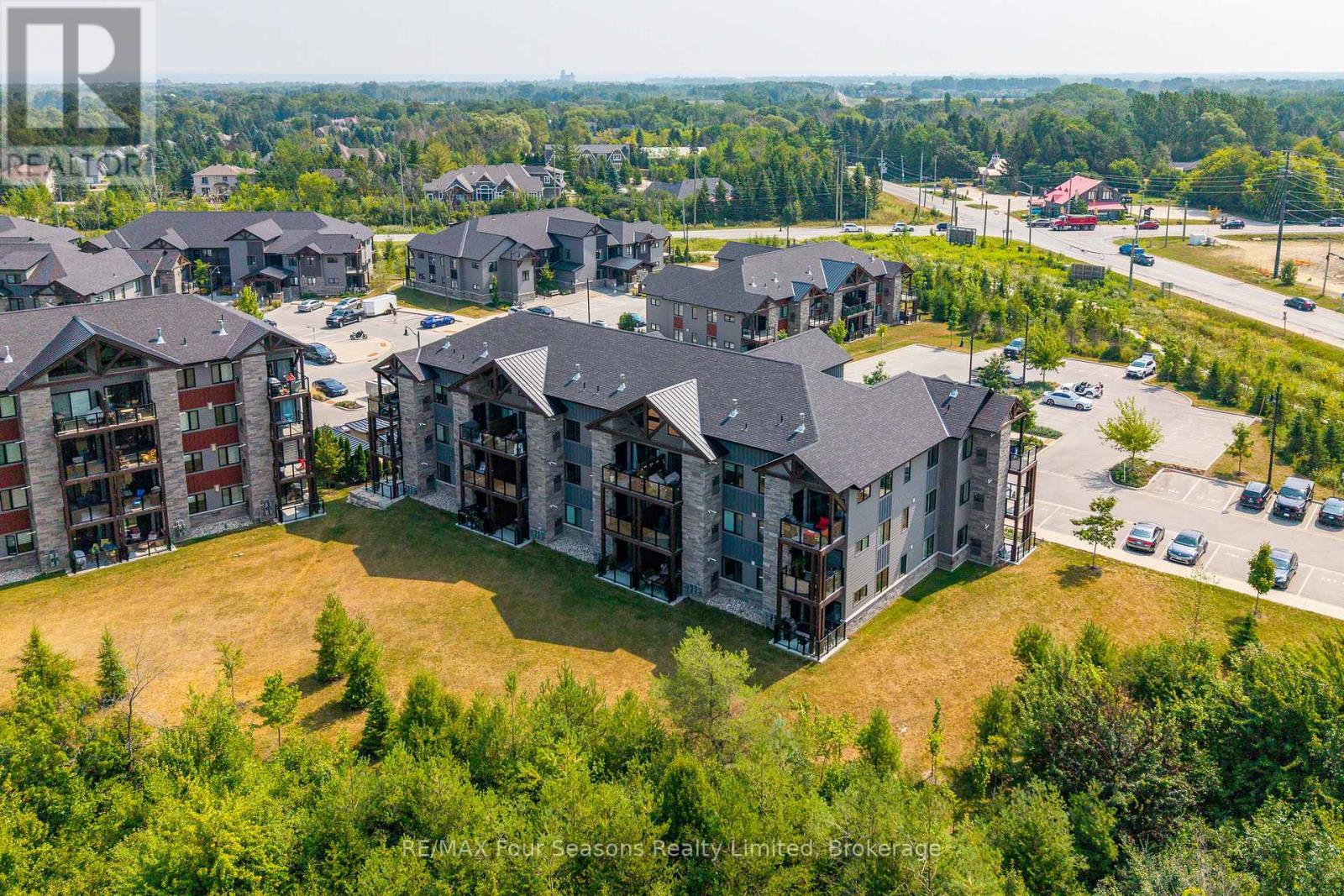 302 - 12 Beausoleil Lane, Blue Mountains, Ontario  L9Y 2X5 - Photo 39 - X12340575