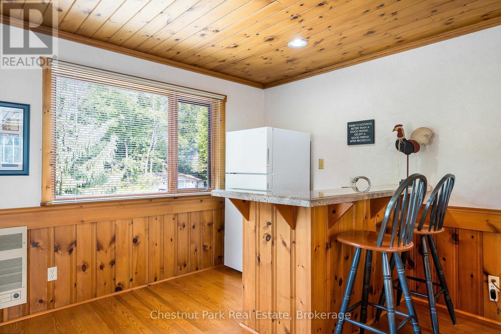 119 Martin Grove, Blue Mountains, Ontario  L9Y 0N5 - Photo 16 - X12340579
