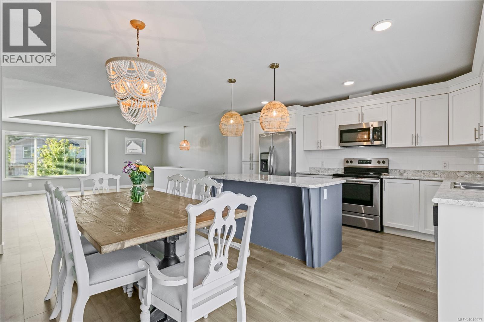 Property at 532 Lori Pl image 3