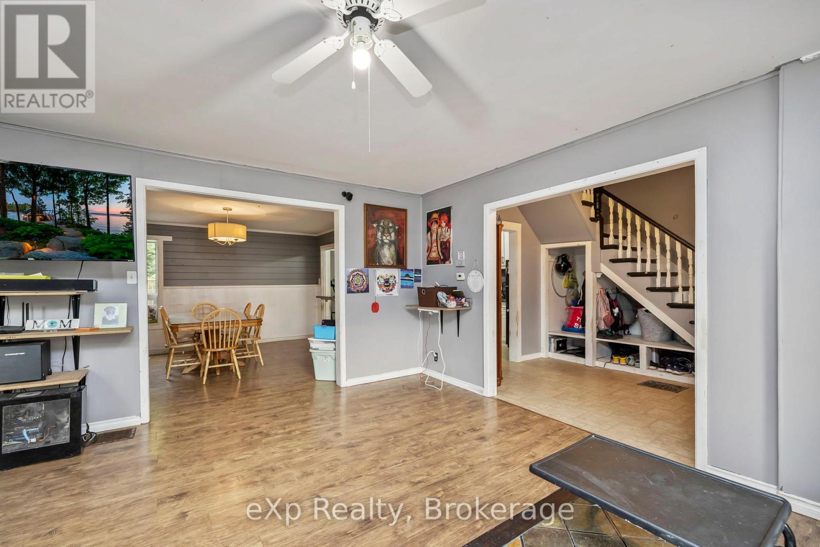 28 Emily Street, Parry Sound, Ontario  P2A 2P5 - Photo 5 - X12340593