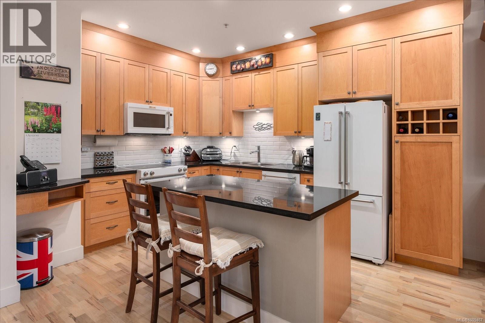 2 399 Wembley Rd, Parksville, British Columbia  V9P 0A6 - Photo 5 - 1009467