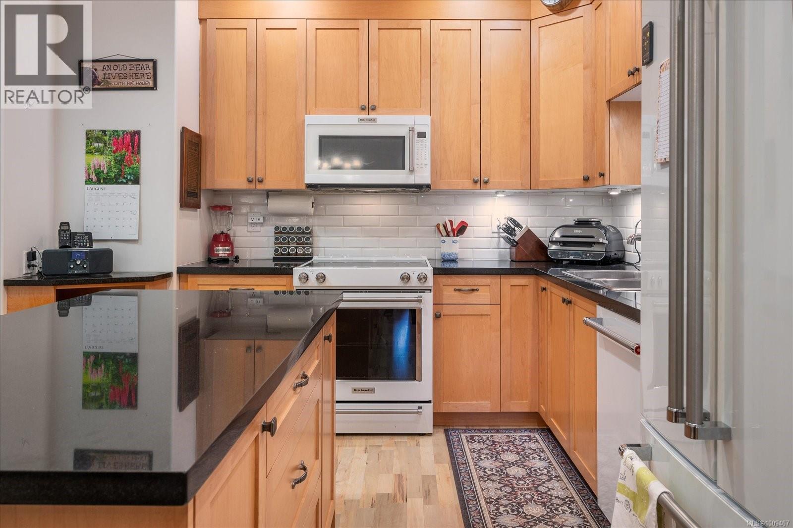 2 399 Wembley Rd, Parksville, British Columbia  V9P 0A6 - Photo 6 - 1009467