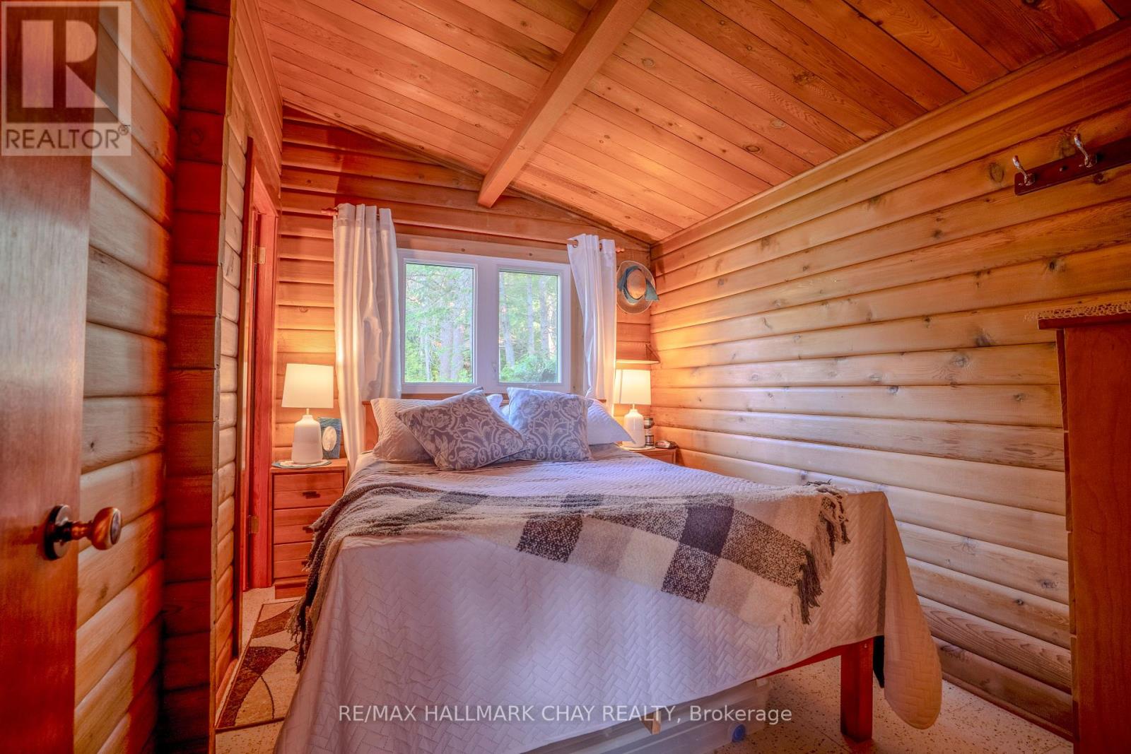 1070 Chaikof Road, Bracebridge, Ontario  P1P 1R3 - Photo 14 - X12340470