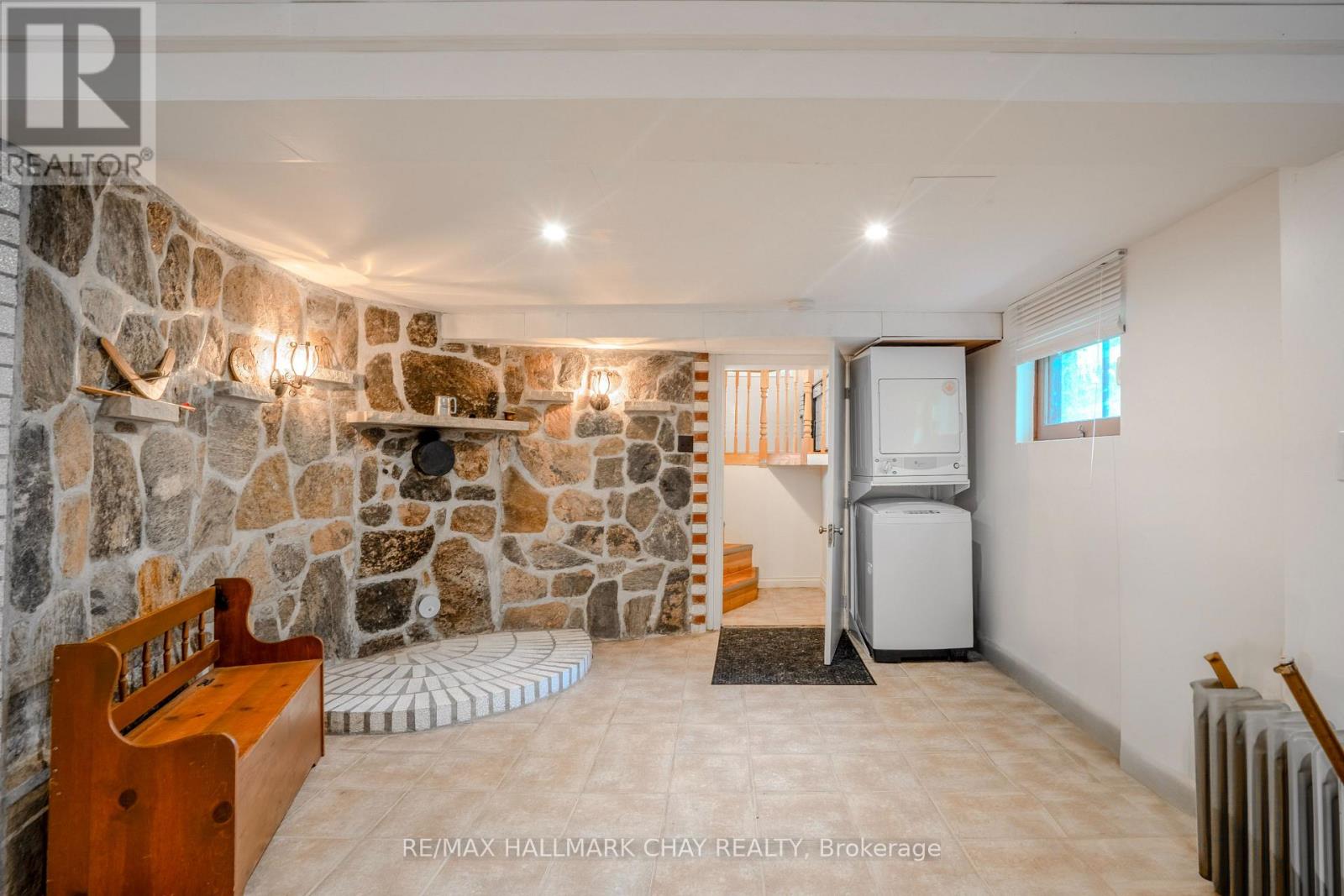 1070 Chaikof Road, Bracebridge, Ontario  P1P 1R3 - Photo 18 - X12340470