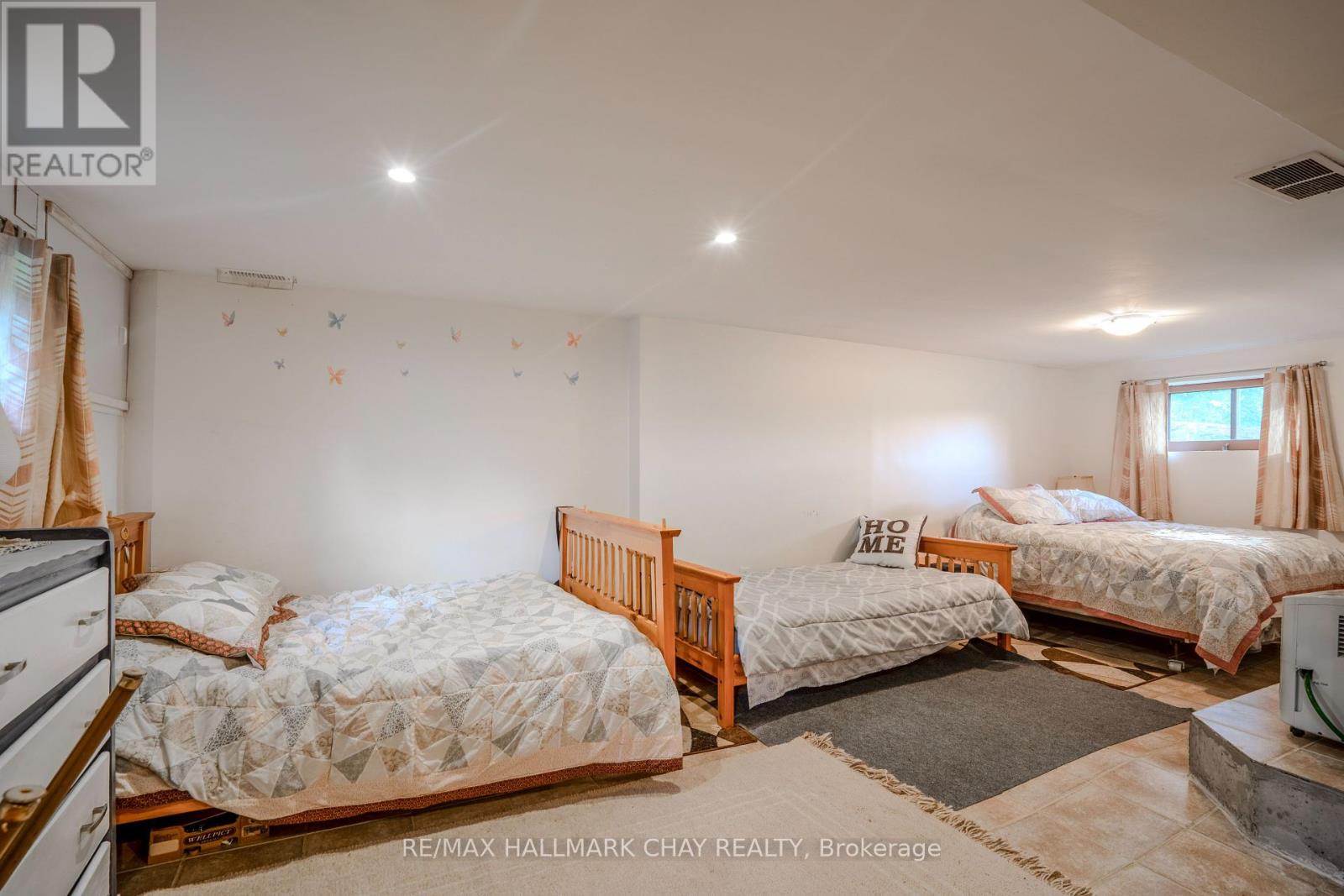 1070 Chaikof Road, Bracebridge, Ontario  P1P 1R3 - Photo 19 - X12340470