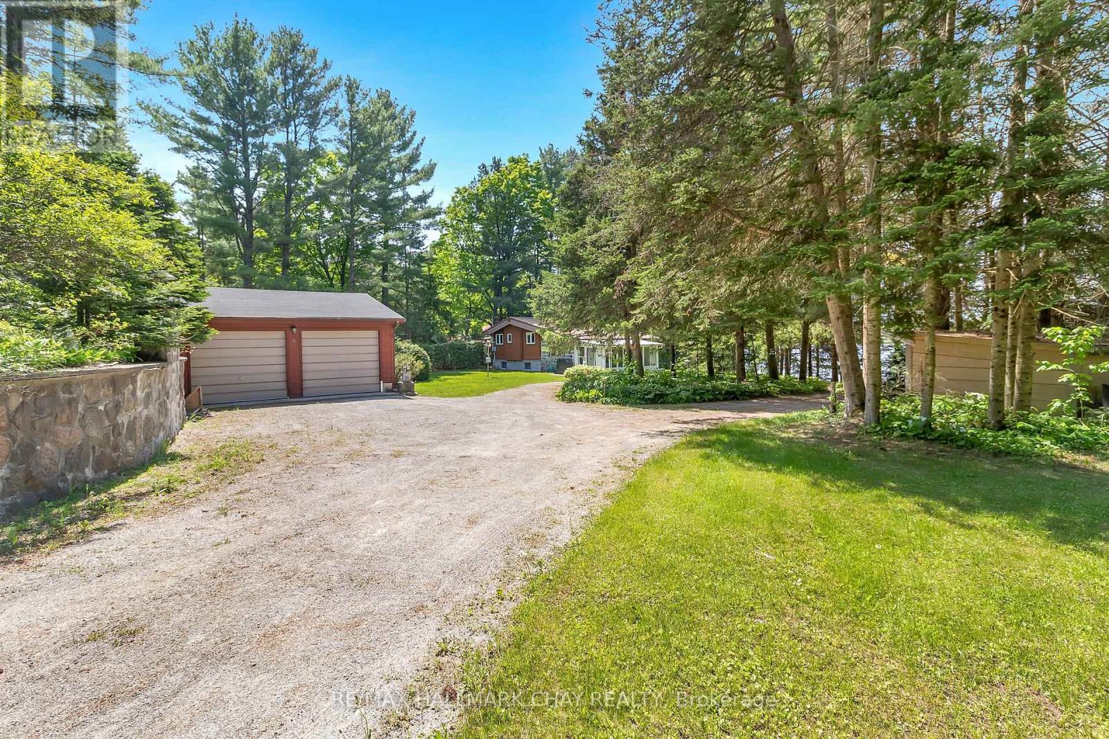 1070 Chaikof Road, Bracebridge, Ontario  P1P 1R3 - Photo 23 - X12340470