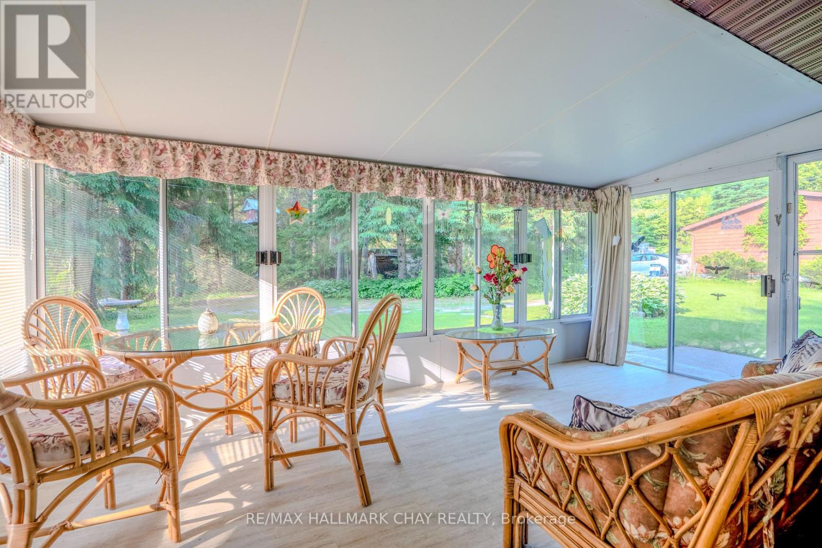 1070 Chaikof Road, Bracebridge, Ontario  P1P 1R3 - Photo 7 - X12340470