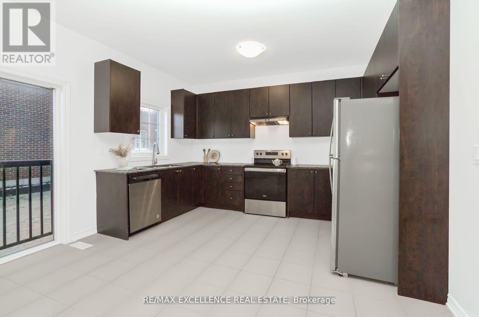 439 Vandusen Avenue, Southgate, Ontario  N0C 1B0 - Photo 12 - X12340482