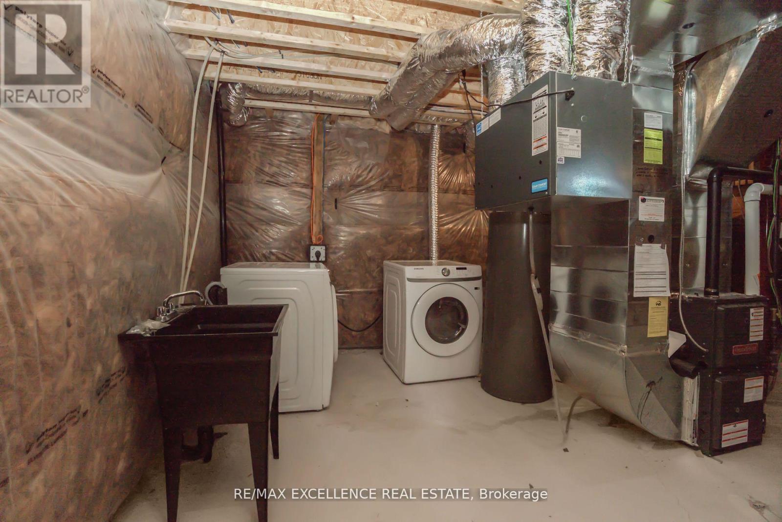 439 Vandusen Avenue, Southgate, Ontario  N0C 1B0 - Photo 30 - X12340482