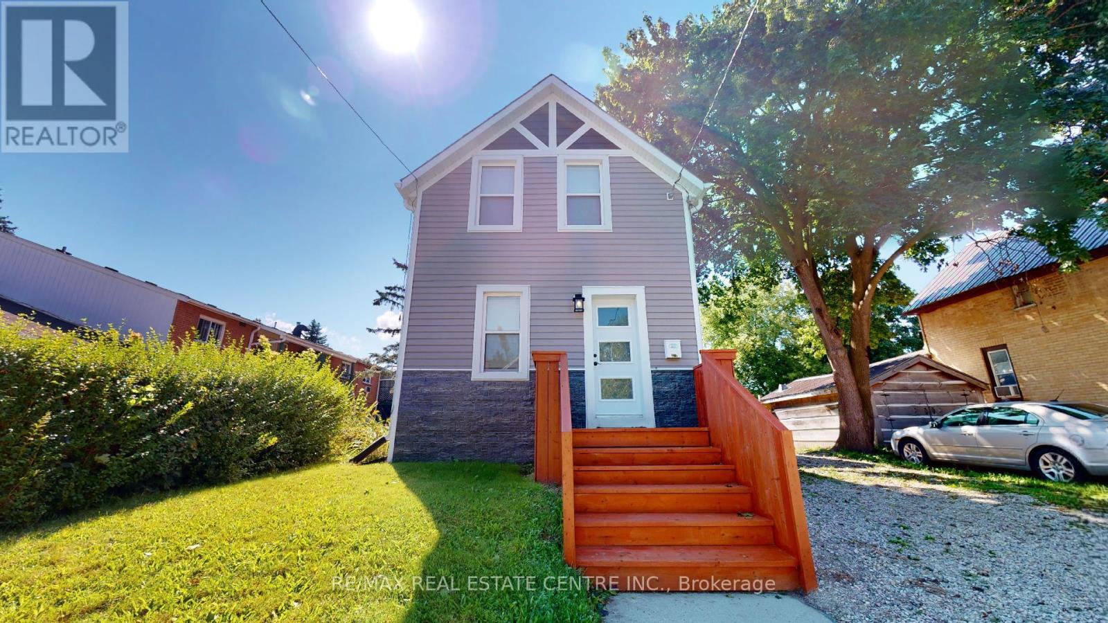 Property at 475 11TH STREET image 3