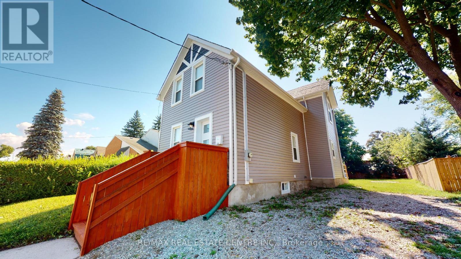 Property at 475 11TH STREET image 4