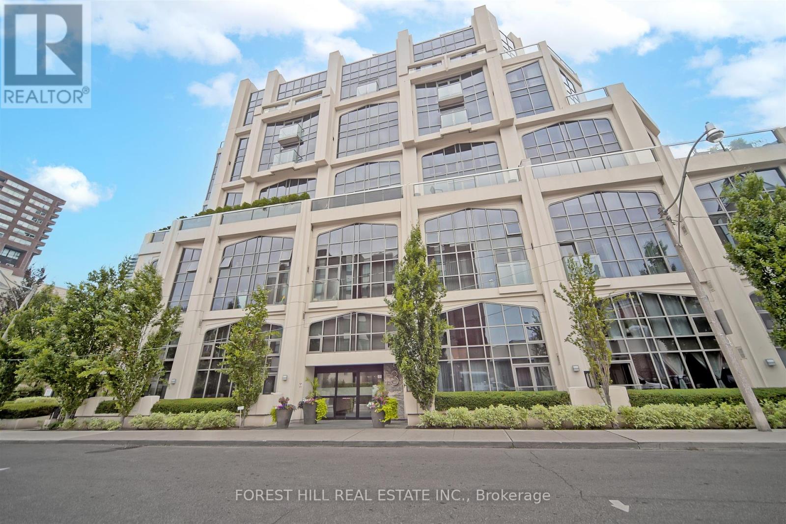 Property at 501 - 3 MCALPINE STREET image 2