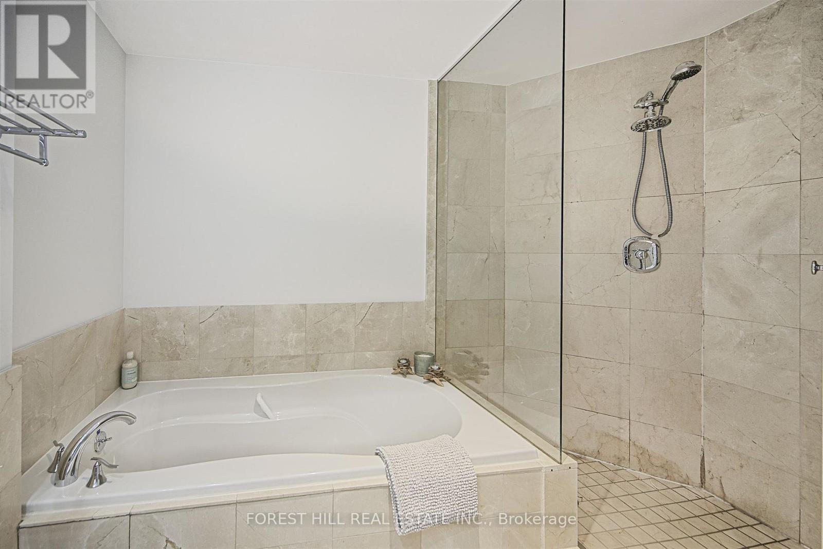 501 - 3 Mcalpine Street, Toronto, Ontario  M5R 3T5 - Photo 29 - C12340512