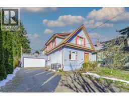 1027 NANAIMO STREET
