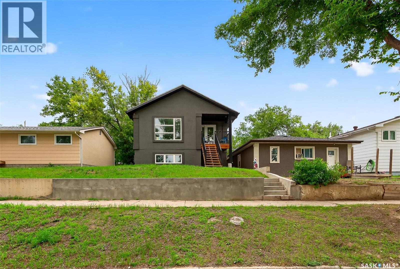 1034 Stadacona Street W, Moose Jaw, Saskatchewan  S6H 2B2 - Photo 46 - SK015368