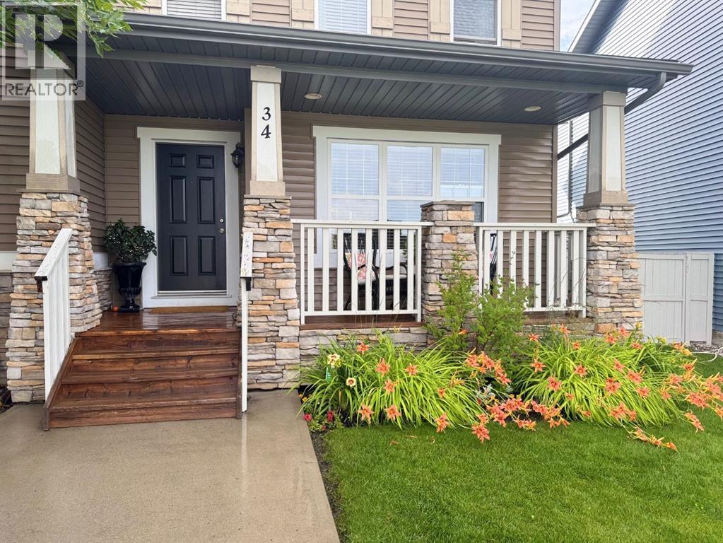 Property at 34 Everwillow Circle SW image 3