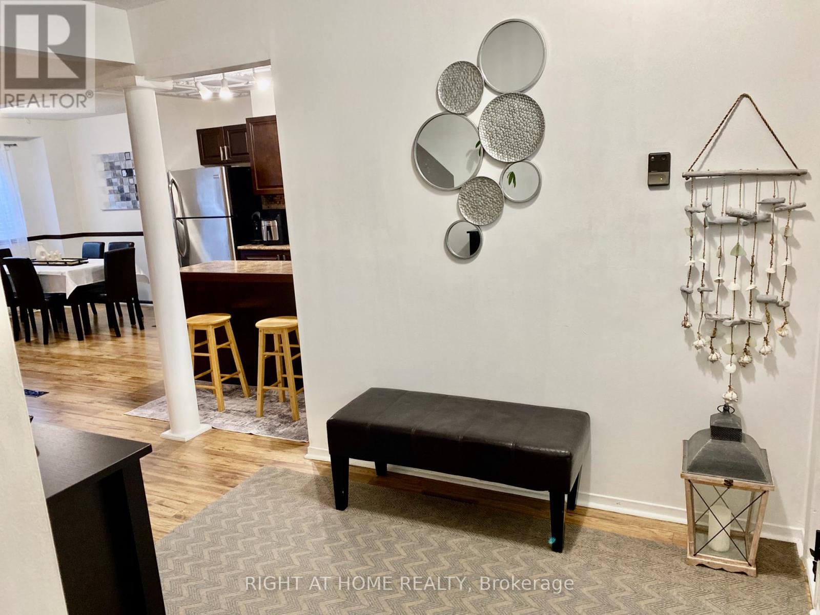 Property at 7 - 453 WOODVIEW ROAD image 3