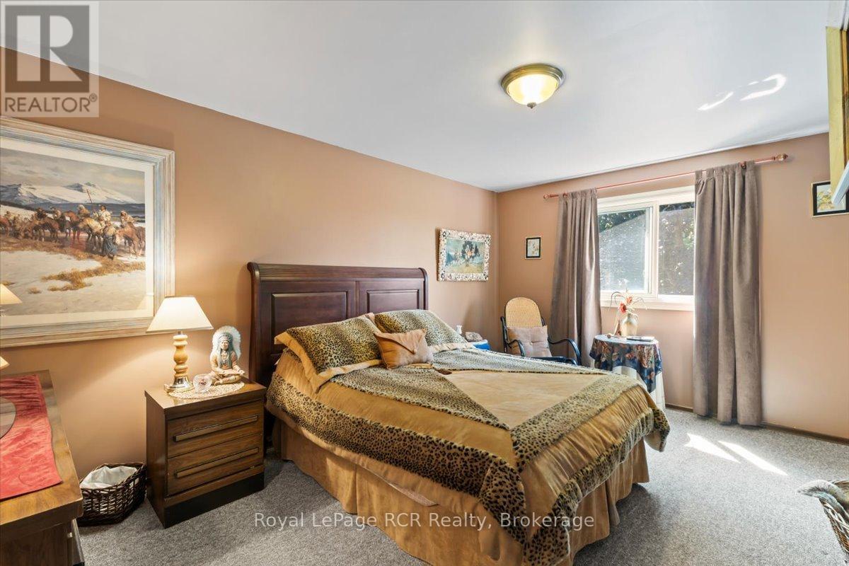 295 2nd Street, Hanover, Ontario  N4N 1A4 - Photo 20 - X12321974