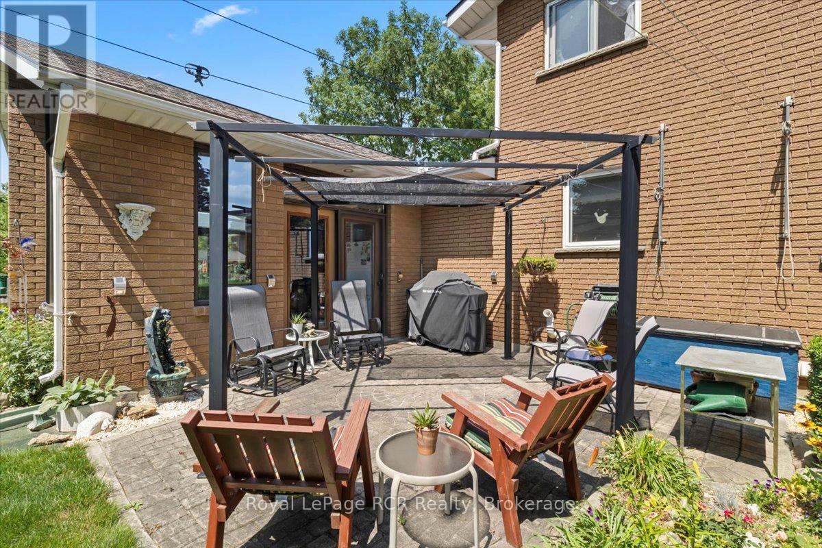 295 2nd Street, Hanover, Ontario  N4N 1A4 - Photo 26 - X12321974