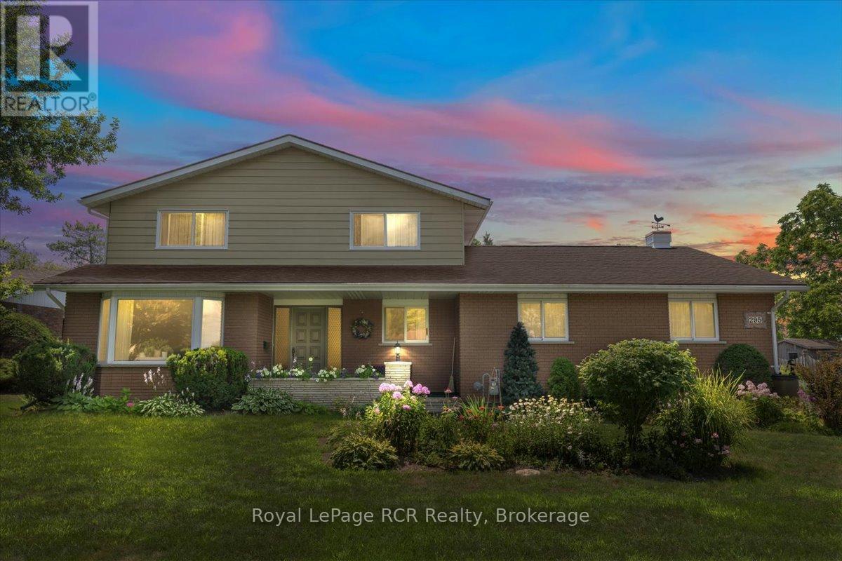 295 2nd Street, Hanover, Ontario  N4N 1A4 - Photo 36 - X12321974