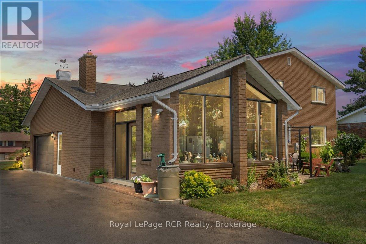 295 2nd Street, Hanover, Ontario  N4N 1A4 - Photo 38 - X12321974