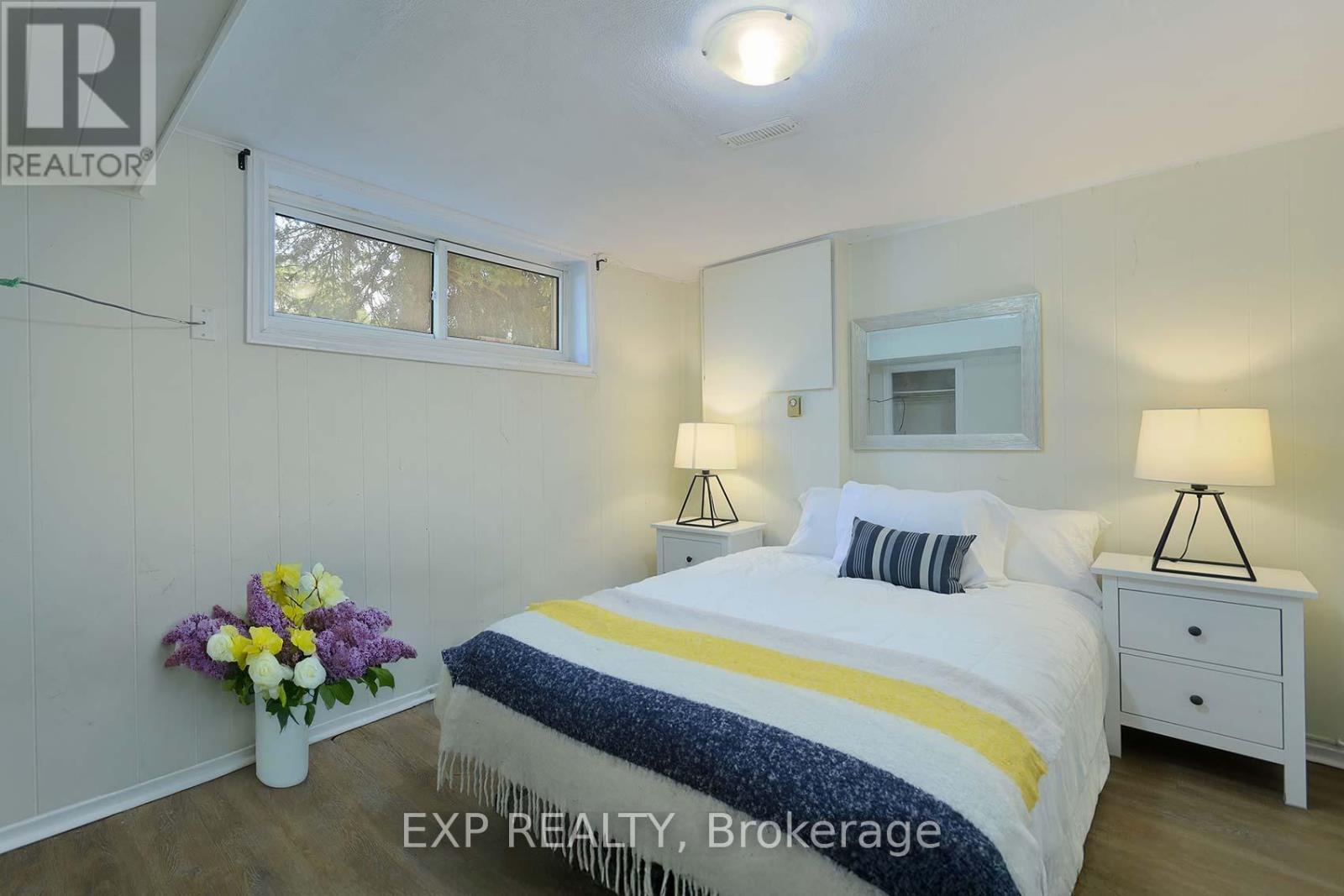 260 Cook Street, Barrie, Ontario  L4M 4H6 - Photo 23 - S12340539