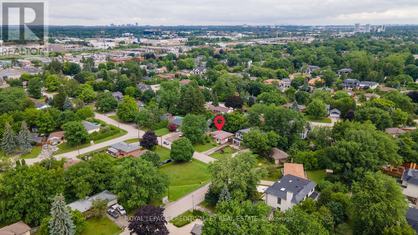535 Taplow Crescent, Oakville, Ontario  L6L 4V9 - Photo 17 - W12340526