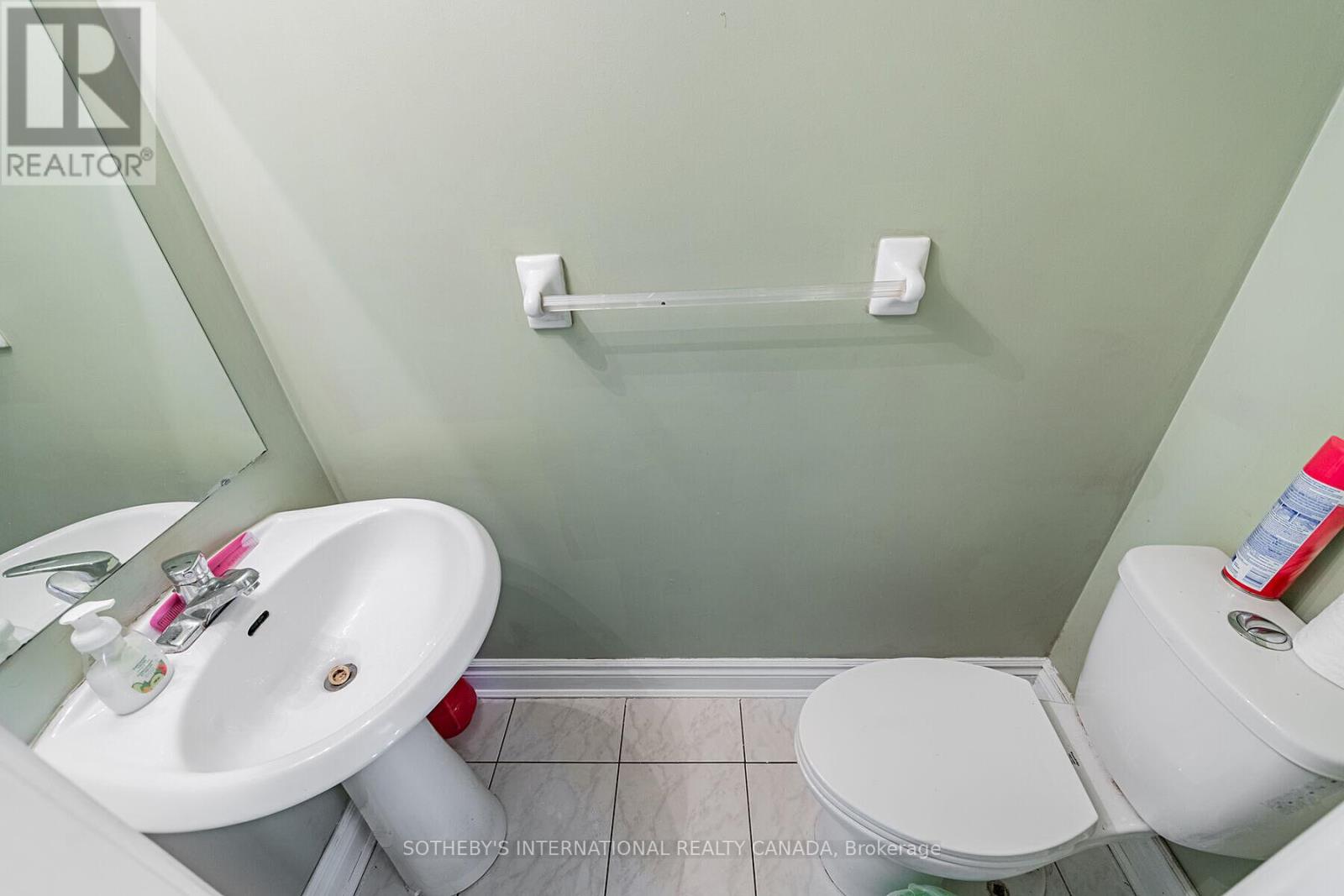 5930 Bassinger Place, Mississauga, Ontario  L5M 6K5 - Photo 14 - W12340527