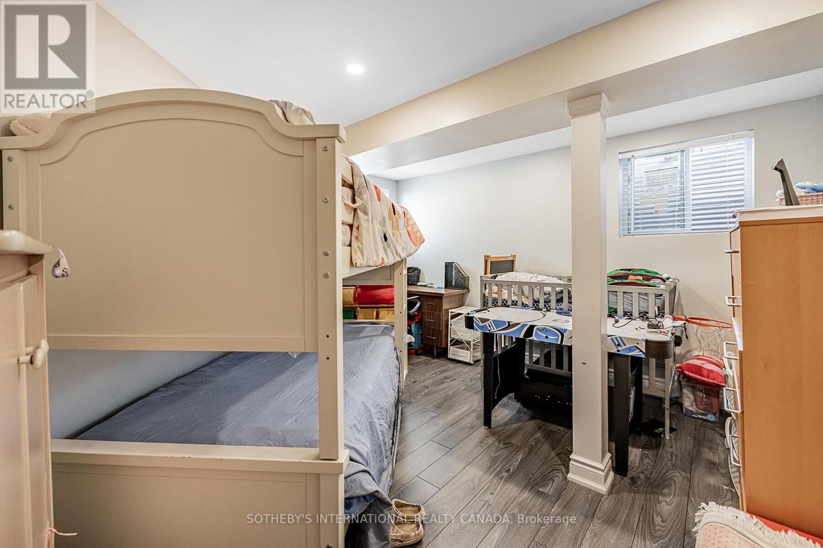 5930 Bassinger Place, Mississauga, Ontario  L5M 6K5 - Photo 31 - W12340527