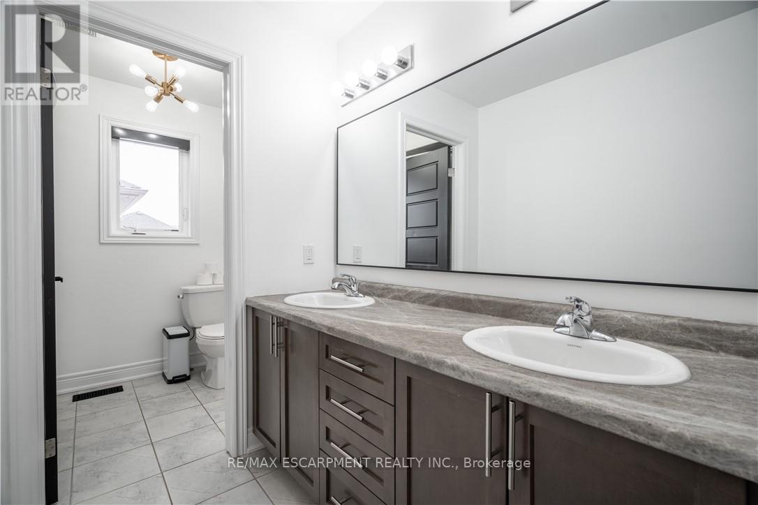 4126 Prokich Court, Lincoln (Beamsville), Ontario  L3J 0M1 - Photo 29 - X12340302